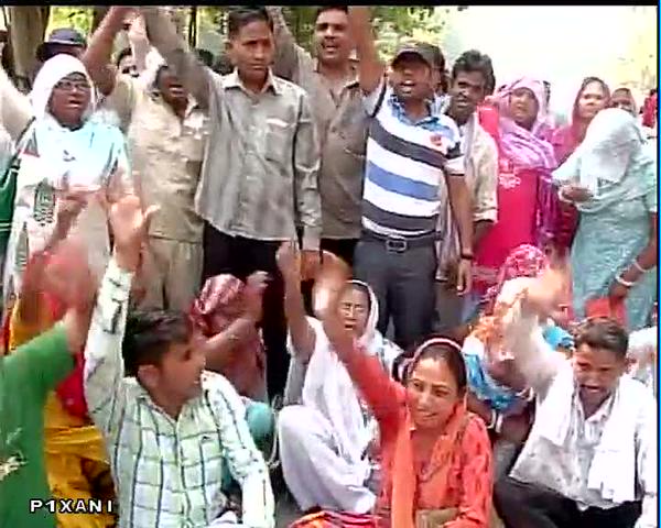 delhicivicworkerscontinueprotest